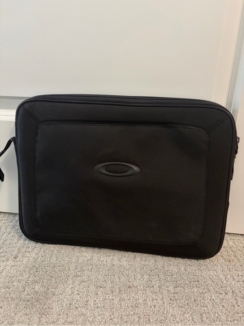 Oakley Black Everyday Tech Backpack - Picture 9 of 9